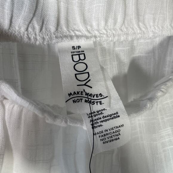 Cotton on Women's Relaxed Beach Pants Cover-up - White small - Picture 5 of 9